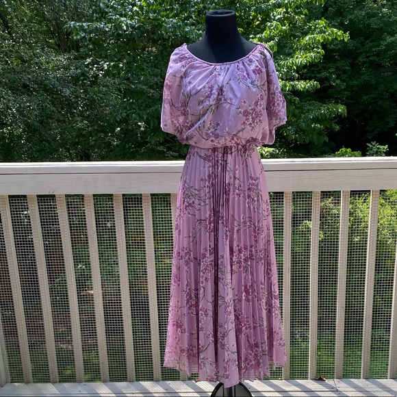 Vintage Dresses & Skirts - Vintage 60s 70s Floral Pleat Bow Cottagecore Dress